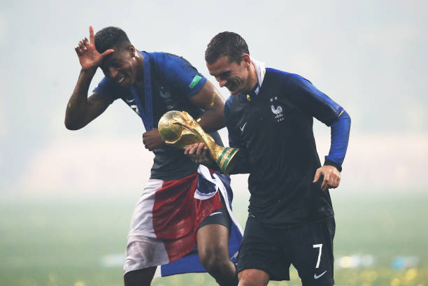 和他的支持 和他的支持