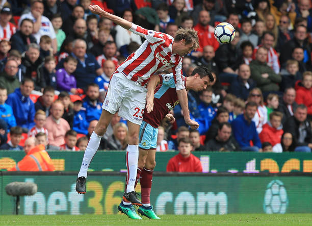 这位足球硬 这位足球硬