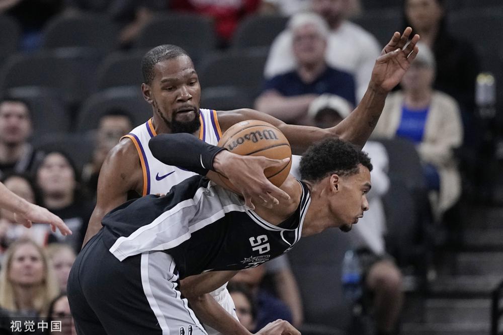 转会背后的 转会背后的